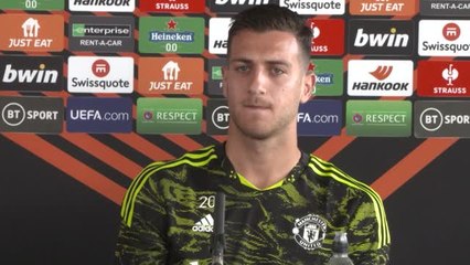 Manchester United - Dalot sur Antony : "C'est un très bon garçon, très à l'écoute aussi"