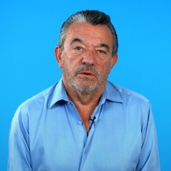 Après le suicide de sa fille étudiante en médecine, ce père a créé une association qui vient en aide aux étudiants en détresse