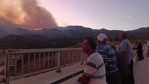 Son dakika haberleri! Gülnar'daki orman yangınına havadan ve karadan müdahale ediliyor