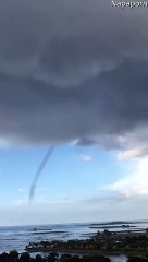 Trombe d'eau repérée au large de la côte  - Buzz Buddy
