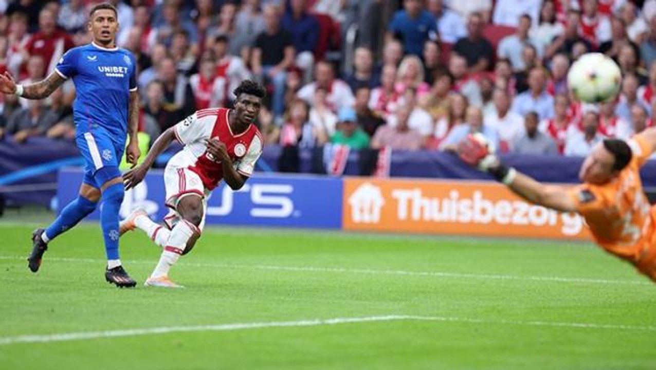 Şampiyonlar Ligi'ne müthiş başladılar! Ajax, Rıdvan Yılmaz'ın takımını farka boğdu