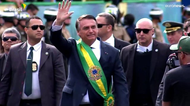 Démonstration de force de Jair Bolsonaro devant des milliers de ses supporters