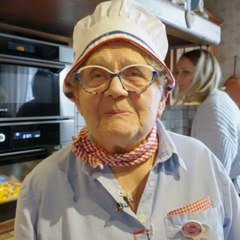 Marie-Jeanne, 85 ans, la reine de la tarte tatin