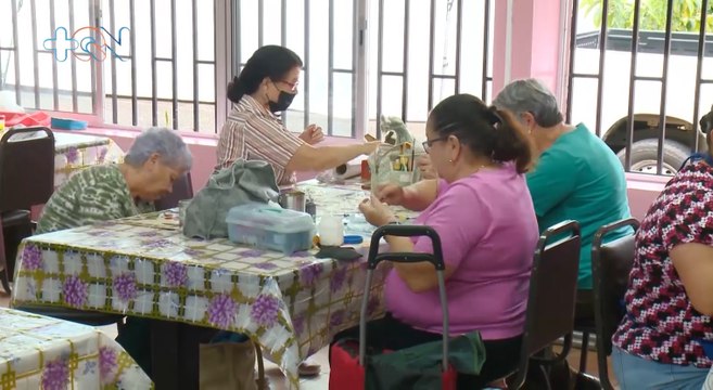 mqn-Mujeres Moravianas reciben clases gratuitas para salir vender sus propios productos-070922