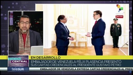 Embajador de Venezuela Félix Plasencia presenta cartas credenciales al presidente Gustavo Petro