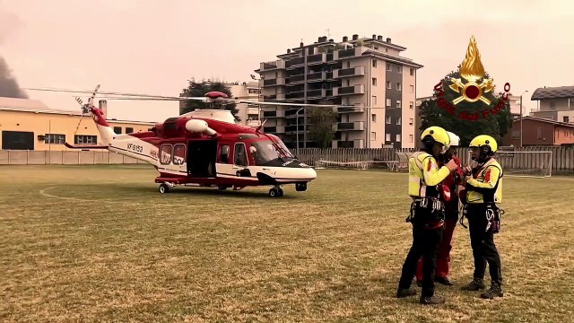 L'incendio nell'azienda di San Giuliano Milanese