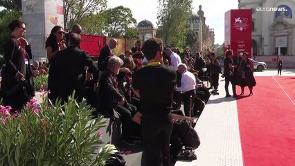 La guerra in Ucraina sbarca al Lido. Solidarietà di interpreti e autori a Venezia