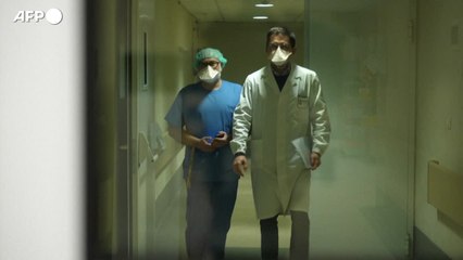 Covid, Fiaso: in 7 giorni -21,5% dei ricoveri, virus indebolito