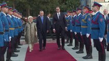 Sırbistan ziyaretini tamamlayan Erdoğan'ı mevkidaşı Vucic uğurladı