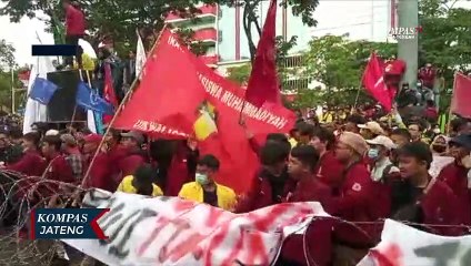 Ribuan Mahasiswa di Semarang Demo Tolak Kenaikan Harga BBM