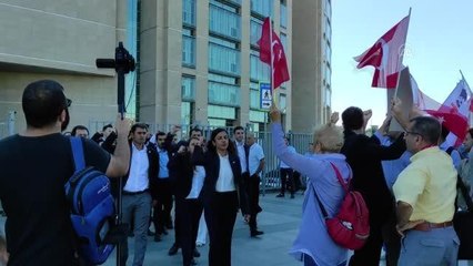 ABD'li personelin başına çuval geçirilmesine ilişkin 17 sanığın yargılanmasına başlandı