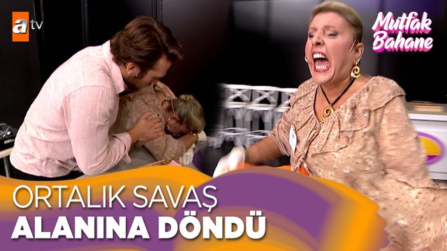 Gülhan Hanım stüdyoda sinir krizi geçirdi! - Mutfak Bahane 8 Eylül 2022