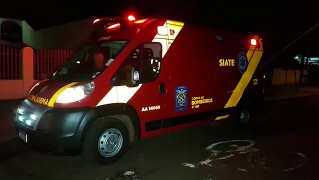 Idoso de 72 anos é socorrido pelo Corpo de Bombeiros após sofrer queda no banheiro
