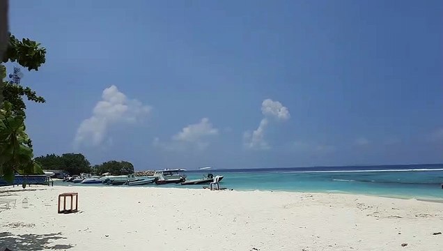 The crystal clear water and beautiful white sand beaches of Maldives