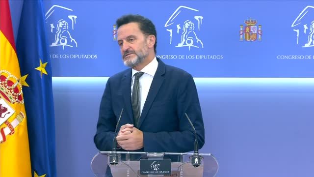 Bal califica de bochornosa la compra de 825 Iphone 13 para los diputados por más de un millón de euros