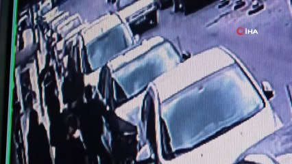 Anne ve babasının yanında bisiklet çaldı: Hiçbir şey demediler