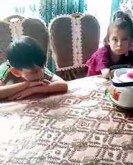 Çin Diktatörlüğü'nün, koronavirüs bahanesiyle evlerine hapsettiği Uygurlar açlıkla pençeleşiyor!