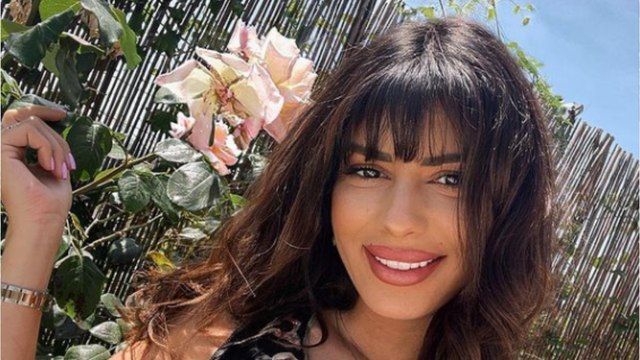 Voici - Tout a été cassé : la mère de Sarah Lopez victime d'un cambriolage, les voleurs pensaient se trouver chez l'influenceuse