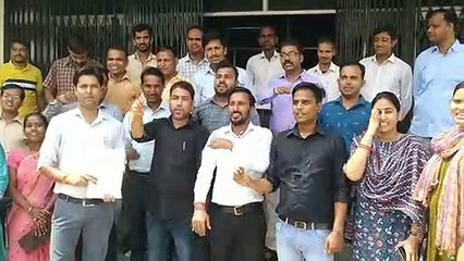 आईटी कार्मिकों ने किया प्रदर्शन