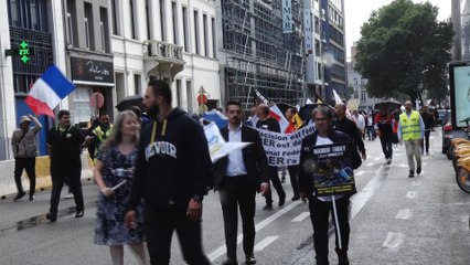 Des taximen des quatre coins de l'Europe rassemblés au pied de la Commission Européenne