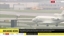 Regardez les enfants de la reine, Charles, Anne, Andrew et Edward, qui sont arrivés en avion privé pour se rendre à son chevet