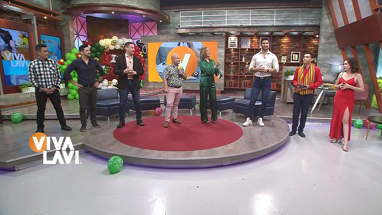 Reaparece Adela Noriega; así luce ahora