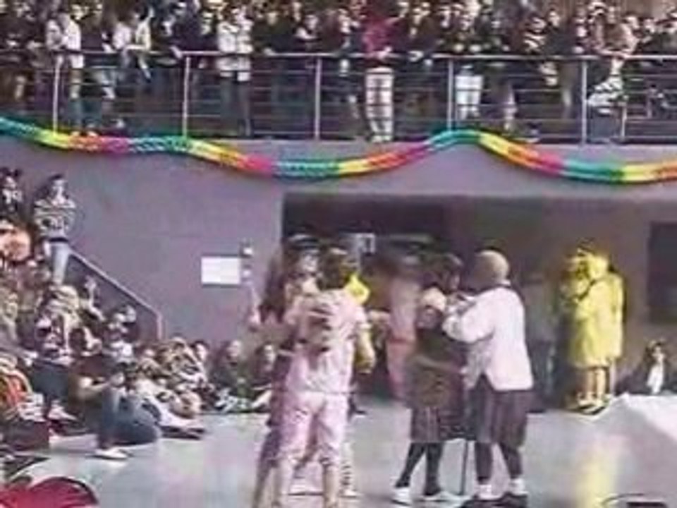 Défilé Lycée Blaise Pascal (69) Carnaval 2008