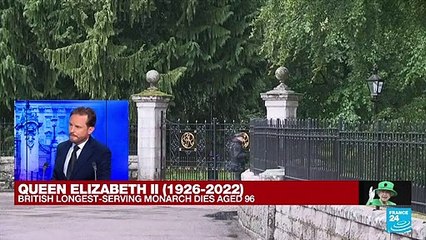 World pays tribute as Queen Elizabeth II dies