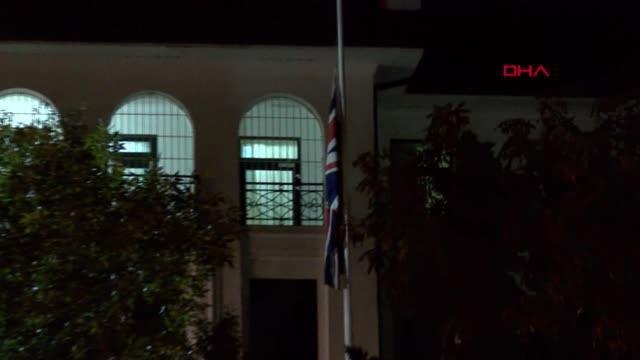 KRALİÇE ELİZABETH'İN VEFATININ ARDINDAN İNGİLTERE BÜYÜKELÇİLİĞİ'NDE BAYRAK YARIYA İNDİRİLDİ