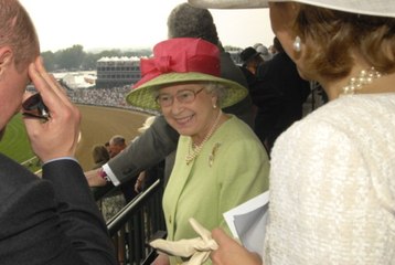 Remembering Queen Elizabeth's 2007 Kentucky Derby Visit