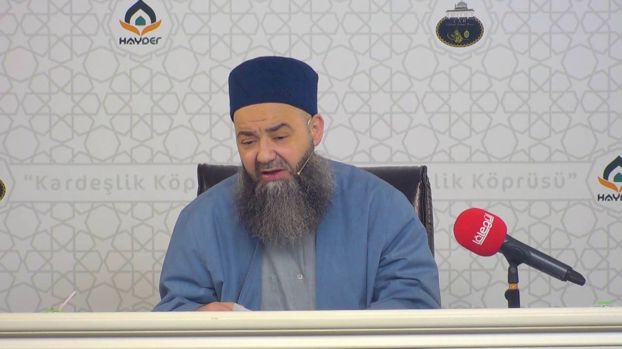 Rasulüllah Sallallahu Aleyhi Ve Sellem Bedir Ehlinin Cenazelerini Bile Farklı Kıldırırdı