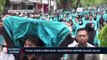 Tolak Harga BBM Naik, Mahasiswa Memblokade Jalan Adisucipto Solo