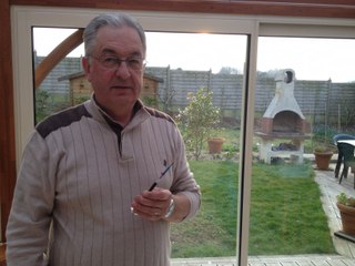 Mort d'Elizabeth II : "Ça me touche", confie Philippe Cozette, l'homme qui a relié l'Angleterre au continent