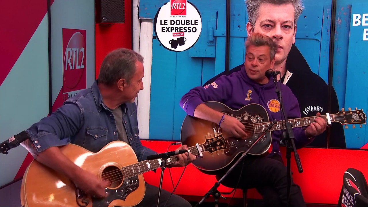 PÉPITE - Benjamin Biolay en live et en interview dans Le Double Expresso RTL2 (09/05/22)