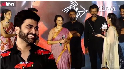 Video herunterladen: Sharwanand: అమ్మ గురించి ప్రశ్నలు,గొప్ప మాటలు Oke Oka Jeevitham Pre Release *Event |Telugu FilmiBeat