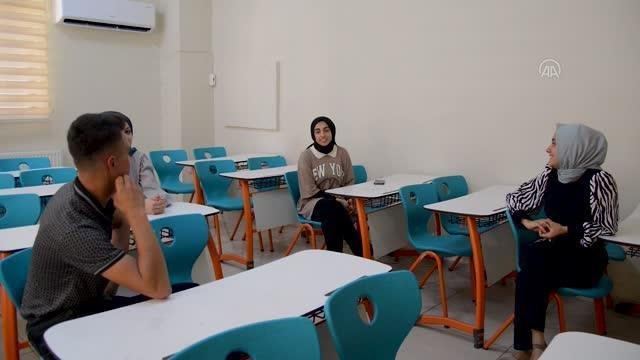 Diyarbakır haberleri! Diyarbakır'da akademi liselerinden yararlanan 800 öğrenci üniversiteye yerleşti