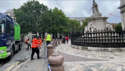Londra’daki St. Paul Katedrali’nin çanları Kraliçe Elizabeth için çaldı