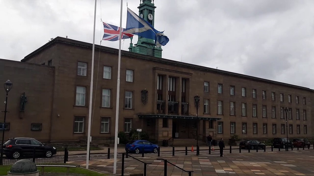 Flags fly at half mast at Kirkcaldy Town House video Dailymotion