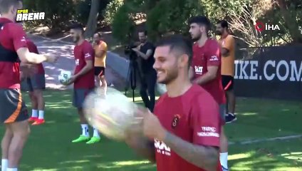 Galatasaray'da yeni futbolcular ilk antrenmanına çıktı