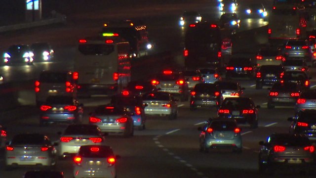 연휴 첫날 고속도로 정체 해소...대체로 소통 원활 / YTN