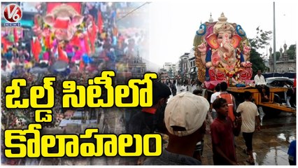 Huge Devotees Rush At Charminar | Ganesh Immersion 2022  | V6 News (2)