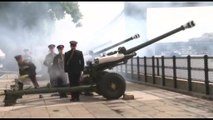 I 96 colpi di cannone alla Torre di Londra per Elisabetta II