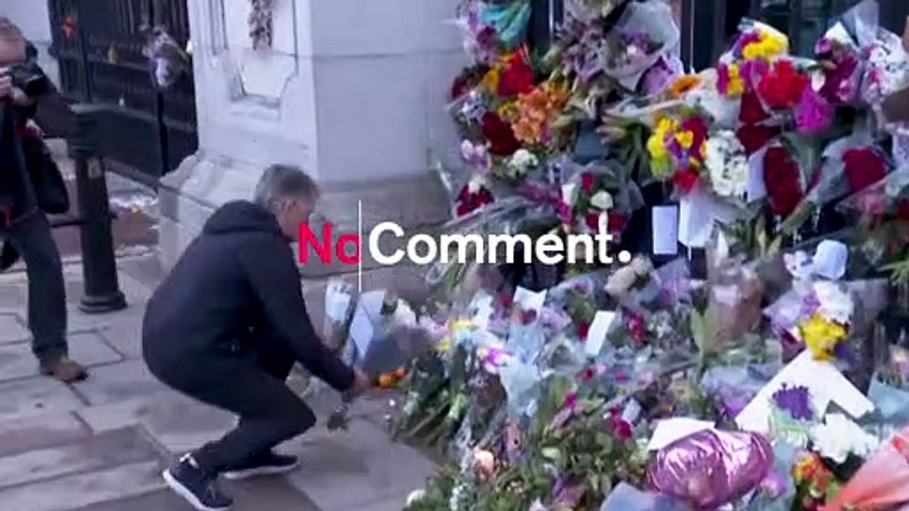 Trauernde vor dem Buckingham-Palast: 'Sie war ein Teil unseres Lebens'