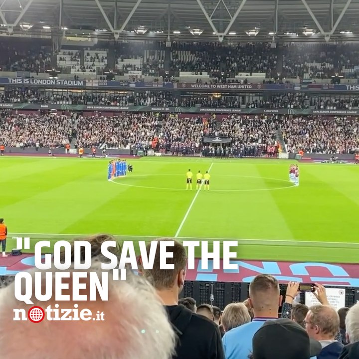 Morte Regina Elisabetta, lo stadio del West Ham intona "God Save the Queen" in suo onore