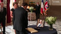 Dirigeants et anonymes en Europe rendent hommage à la reine Elisabeth II