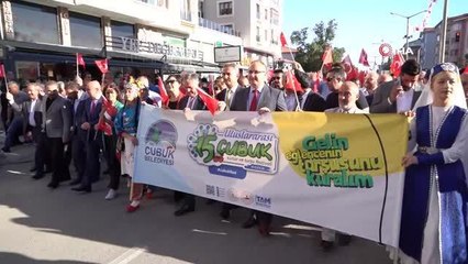 Son dakika haber | Saniyeler içinde turşuyu kurdu, çeyrek altını kazandı