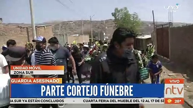 Cortejo fúnebre llevo los restos de José Luis hasta el cementerio