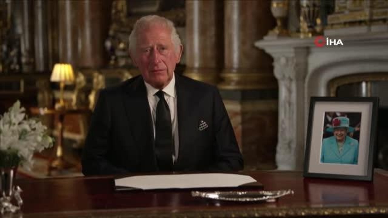 İngiltere Kralı 3. Charles'tan ilk halka sesleniş konuşmasıKral 3. Charles: "Kraliçe'nin sarsılmaz bir bağlılıkla yaptığı gibi, ben de anayasal...