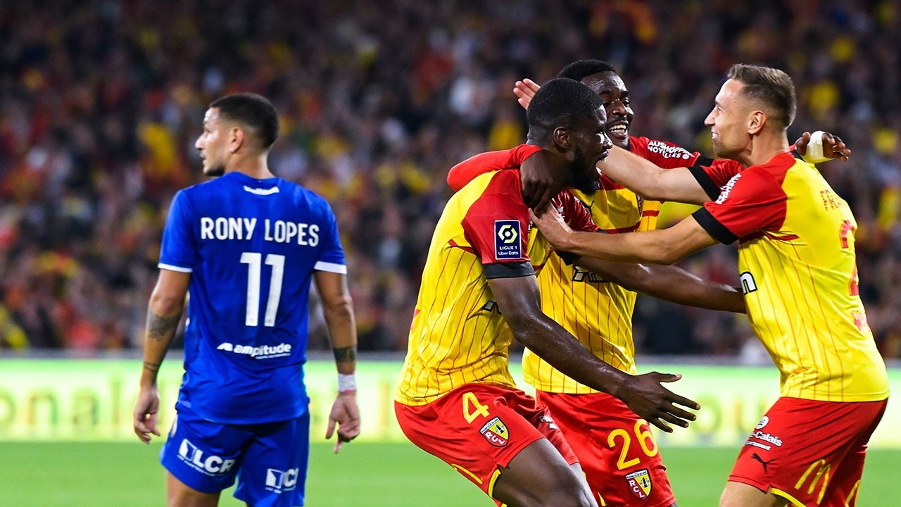 Lens v Troyes