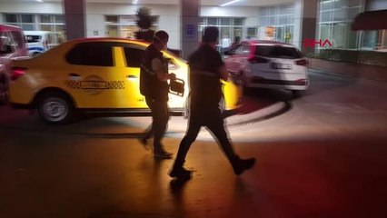 SOKAKTA YÜRÜRKEN MOTOSİKLETLİ SALDIRGANIN BIÇAKLI SALDIRISINA UĞRADILAR
